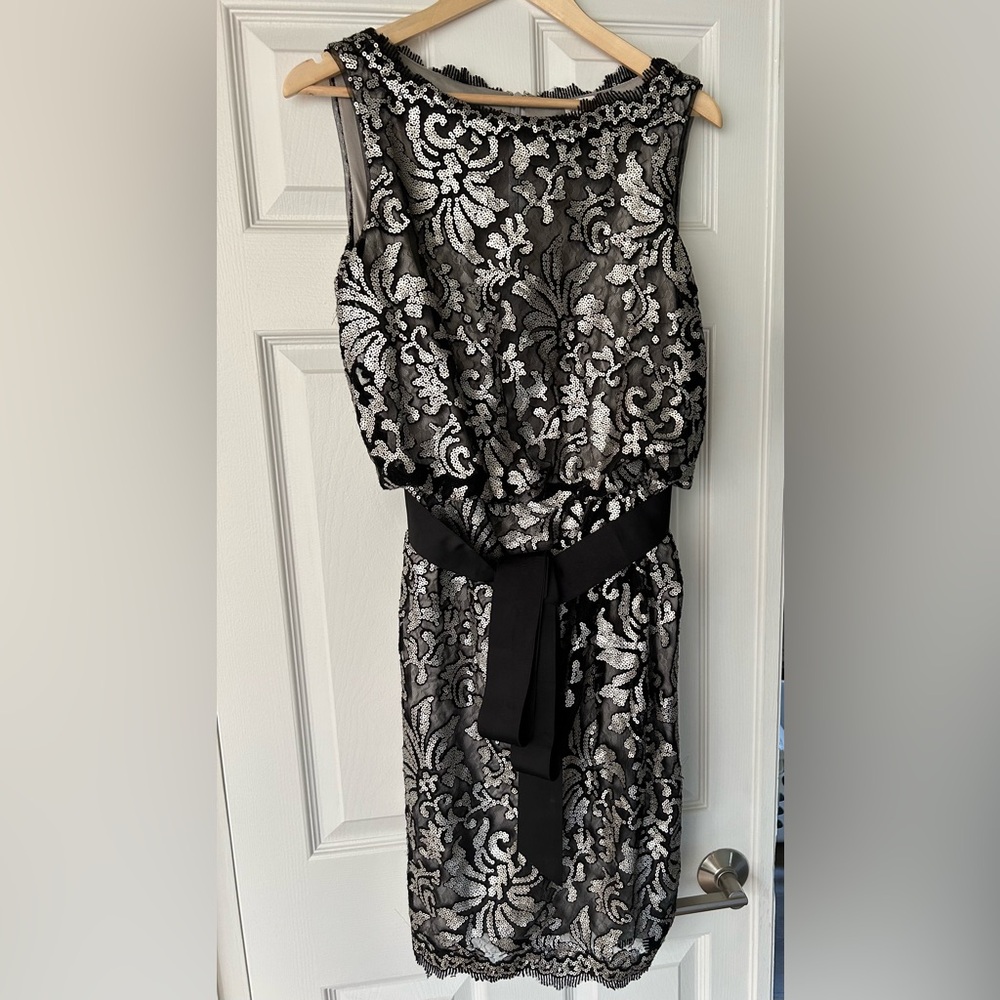 Tadashi Shoji Black and Silver Sequin Detail